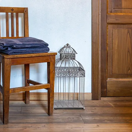 Romantic 5vie Capis Daire Domodossola